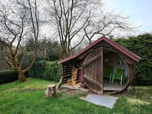 Bois, Cabanon, Zone Rurale, Batiments Jardin, Cabane, Cabane, Jardin, Cabane En Rondins, Chalet