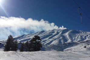 Skidåkning och snöaktiviteter