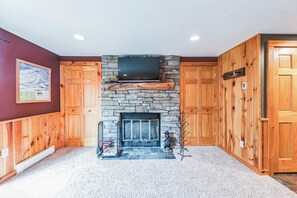 Indoors, Floor, Hardwood, Screen, Stained Wood