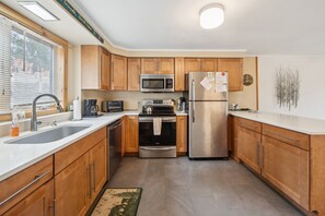 Indoors, Kitchen, Sink, Appliance, Microwave