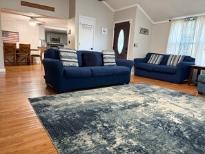 Plenty of seating in the living room for your family gatherings!
