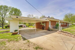 Parking | Carport (2 Vehicles) | Drive-Through Driveway (2 Vehicles)