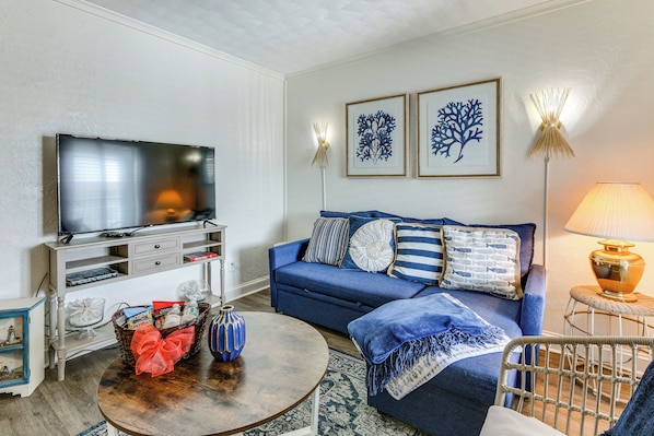 Hilton Head Island Vacation Rental | 2BR | 2BA | 843 Sq Ft | Step-Free Access