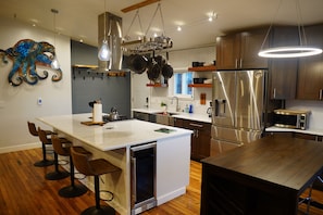 Kitchen and side entryway