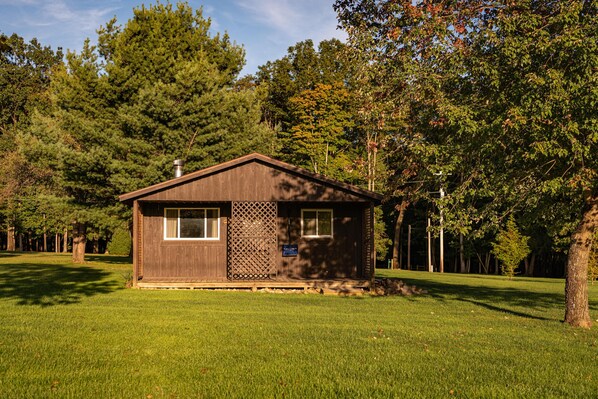Sugar Pine Cottage Front