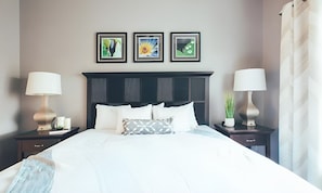 Unit with 1 King bed
