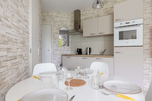 Kitchen and dining area