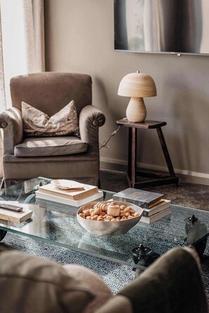 Apt 3 - Living Area
