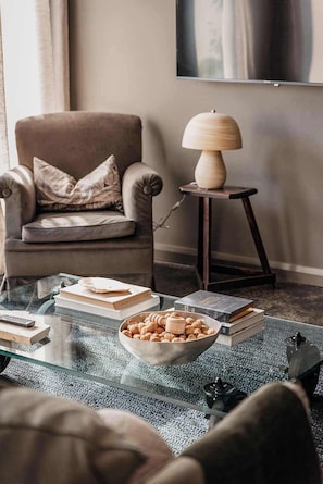 Apt 3 - Living Area