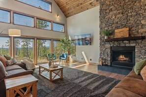 The coziest room in the house with a stunning mountain view (also sunset!)