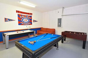 Spielezimmer