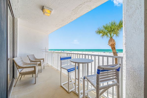 Breathtaking Gulf View from the Balcony