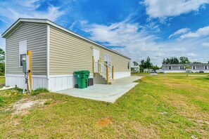 Property Exterior | Gas Grill | Wood-Burning Fire Pit (Wood Provided)