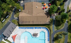 Don’t miss the community pool, just one of the many seasonal amenities available to our guests!