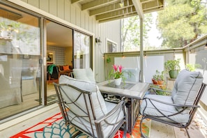 Private Patio | Gas Fire Table | Sonoma Meadows Community Pool (Seasonal)