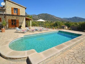 Piscine maison de vacances