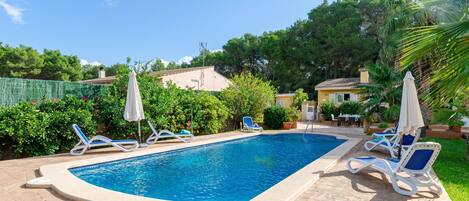 Schwimmbad des Ferienhauses