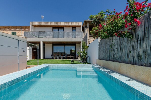 Holiday Home Swimming Pool