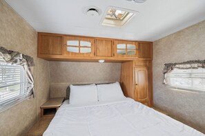 Queen Private Bedroom