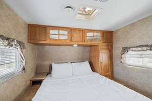 Queen Private Bedroom