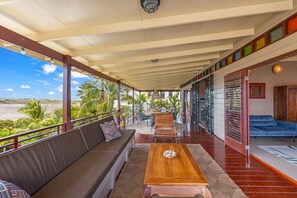 Bali Suites - Penthouse apartment in the Caribbean with Bali Pool, photo 6