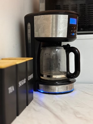 Kaffe och/eller kaffebryggare
