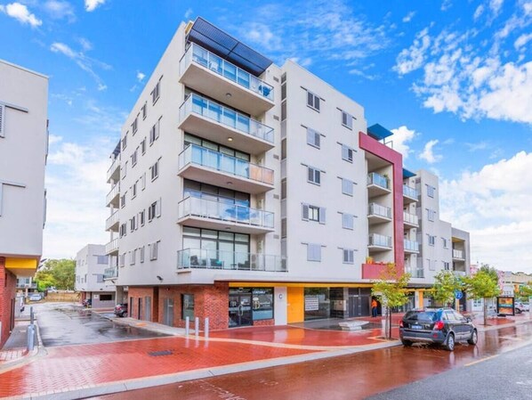 Discover the contemporary elegance of the Apartments, a vibrant residential building in the heart of Perth.