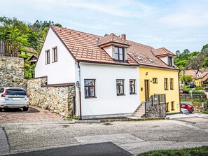 Bâtiment, Mur, Fenêtre, Maison, Domicile, Zone Résidentielle, Architecture, Toit, Façade, Chalet