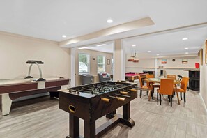 Spielezimmer