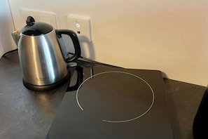 Kaffee und/oder Kaffeemaschine