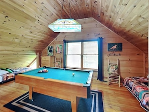 Spielezimmer