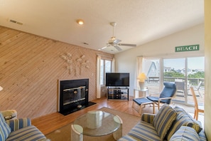 Top Level Living Area