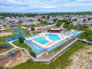 Corolla Light Oceanfront Pool Complex