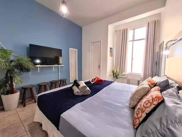 Photo of the whole room,Bedroom