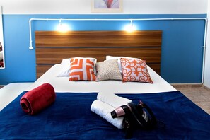 Photo of the whole room,Bedroom