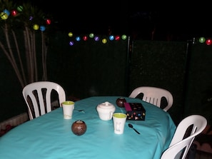 Outdoor dining