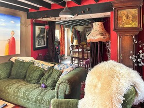 Sitting-out-area | Rainbow Cottage, Walney, near Barrow-in- Furness