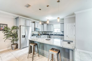 Kitchen | Keurig | French Press | Toaster | Spices