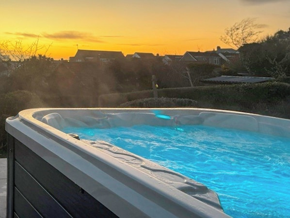 Bain à remous extérieur