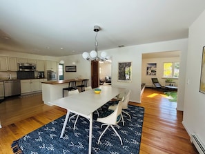 Flowing floorplan with plenty of room to spread out.