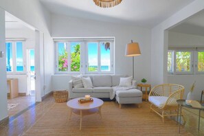 Casa Del Mar