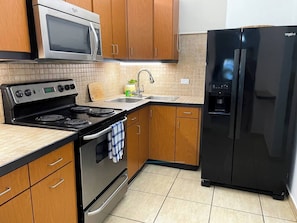 Kitchen (1)