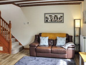 Living area | Teifi Cottage - Ffynnongrech Farm Cottages, Talley, near Llandeilo