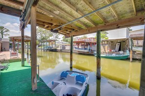 Boat Dock & Slip (Shared) | Paddleboat | Canoe | Life Vests