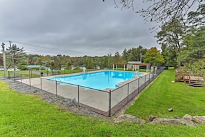 Enjoy a refreshing swim in the community pool! A relaxing spot to unwind and soak up the sun. Daily fee applies for access.