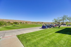Saddlebrooke | Community Amenities | Golf Course