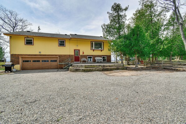 Alpena Vacation Rental | 3BR | 2BA | Exterior Steps Required | 2,500 Sq Ft