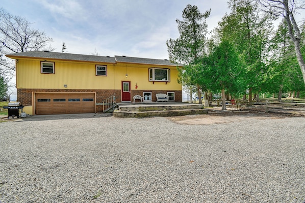 Alpena Vacation Rental | 3BR | 2BA | Exterior Steps Required | 2,500 Sq Ft