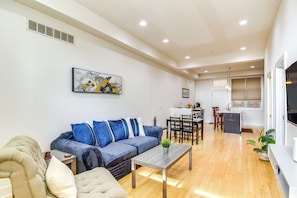 Living Room | 1st Floor | Multi-Level Home | Central A/C & Heating