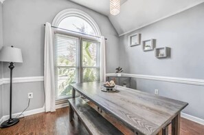 Cozy spot for family dinners